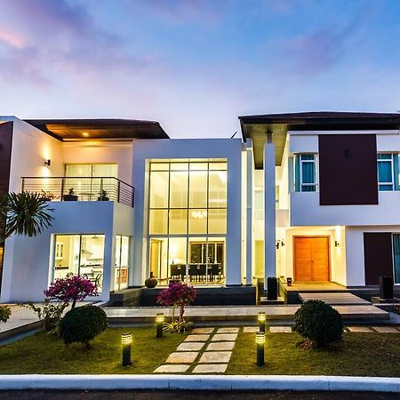 Kyerra Villa By Lofty Kamala Beach Exterior photo